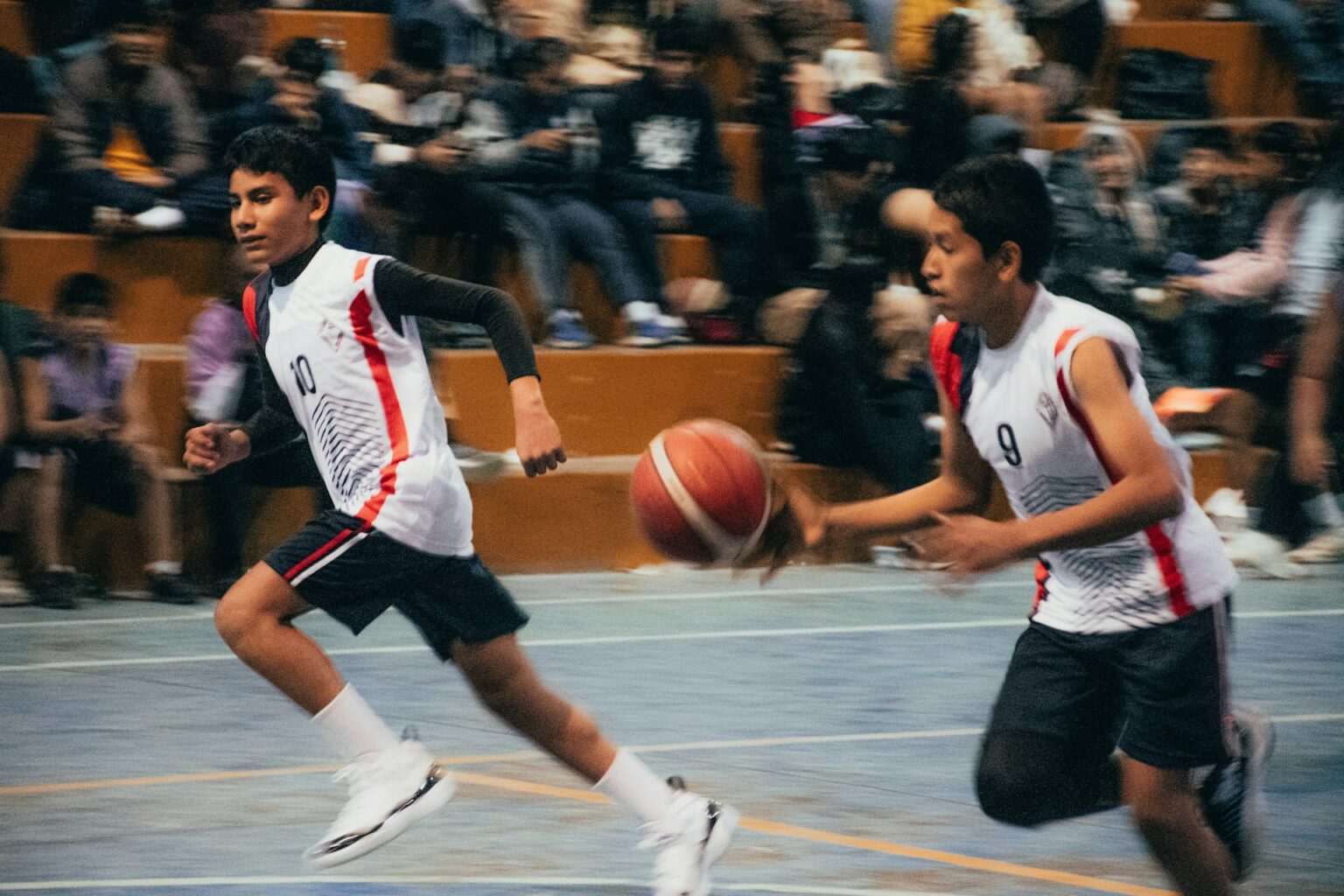 kenneth-schipper-KGN2t4eqKvw-unsplash